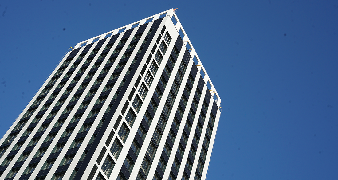 Пример реализованного вентилируемого фасада Дилэнд высотные здания 